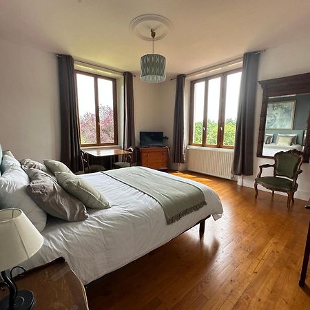 Domaine Les Ourgeaux Hotel Pageas Bilik gambar