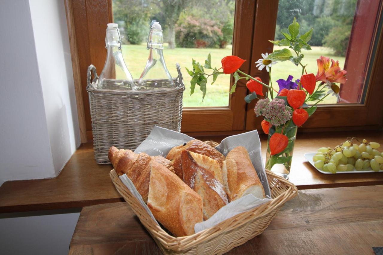 Domaine Les Ourgeaux Hotel Pageas Luaran gambar