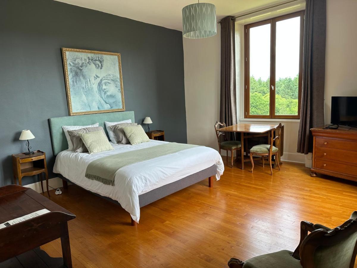 Domaine Les Ourgeaux Hotel Pageas Luaran gambar