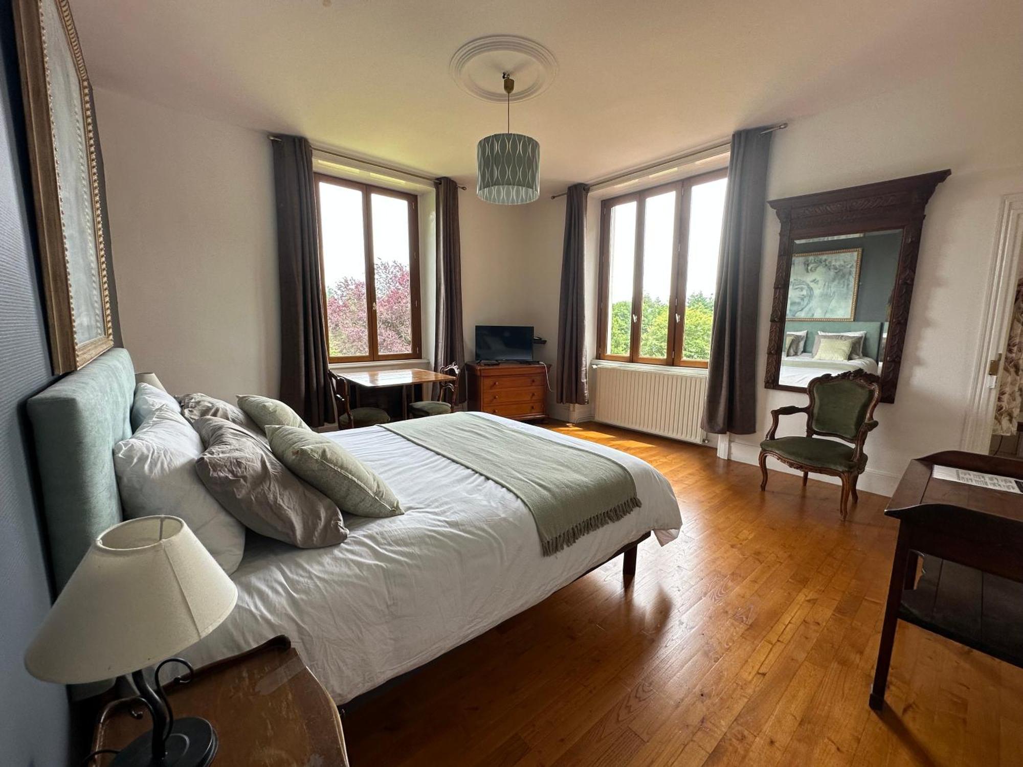 Domaine Les Ourgeaux Hotel Pageas Bilik gambar